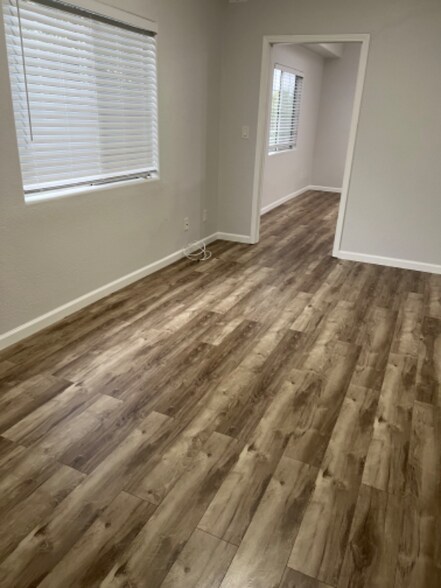 Building Photo - 1072 Laguna Ave