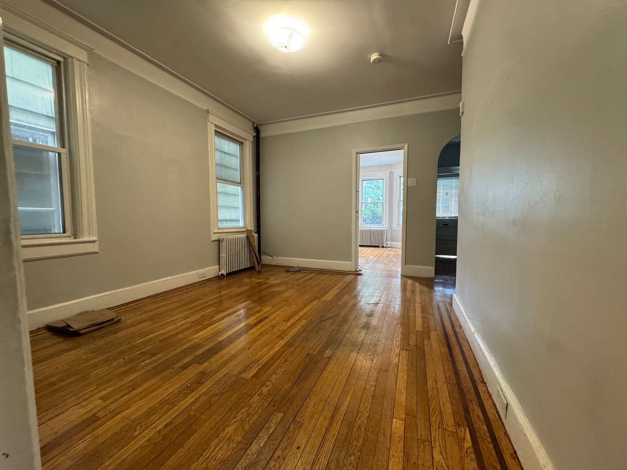 142 W 28th St 2 - 138 W 28th St