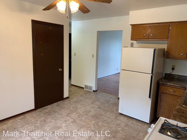 Building Photo - 1400 Eder Ln