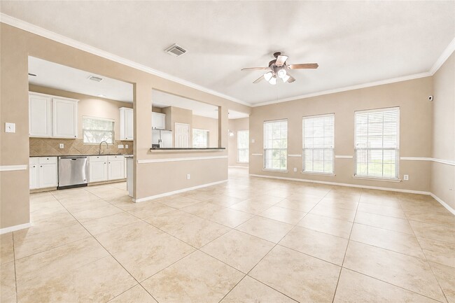 Building Photo - 14009 Hollow Canyon Ln