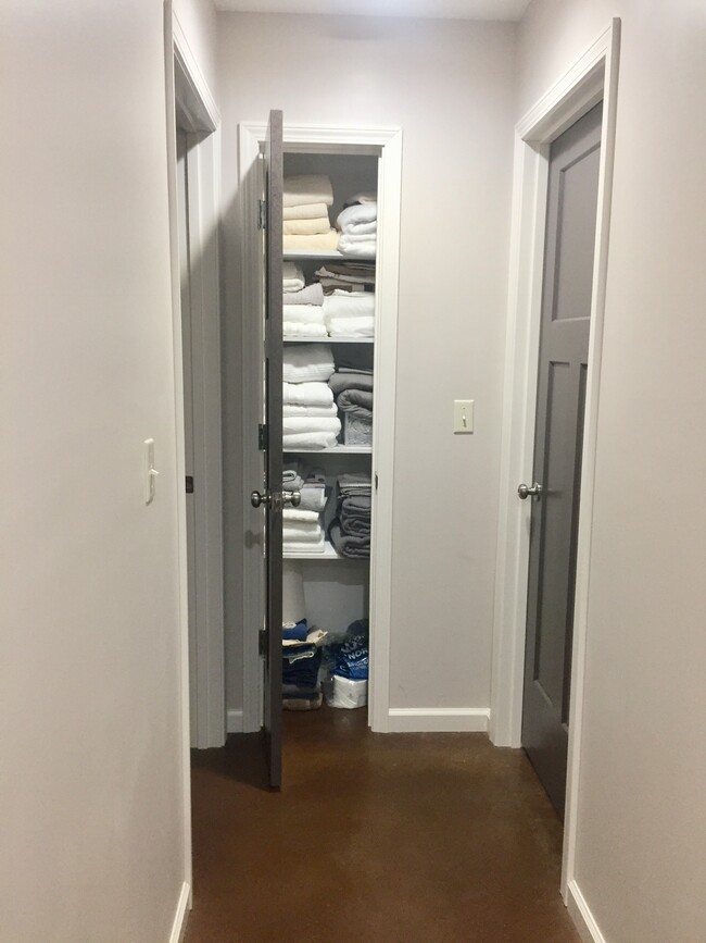 Linen closet at end of hallway - 81 Villa Lane