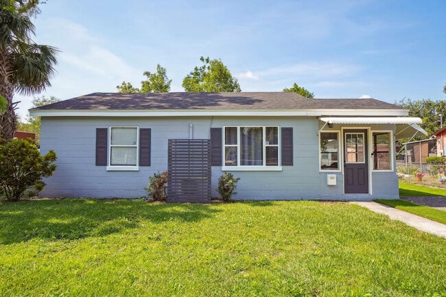 Building Photo - 662 Callahan St