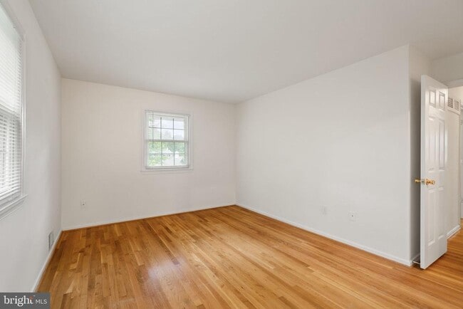 Building Photo - 8341 Carnegie Dr