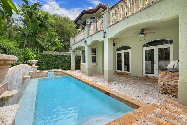 Building Photo - 4065 Battersea Rd