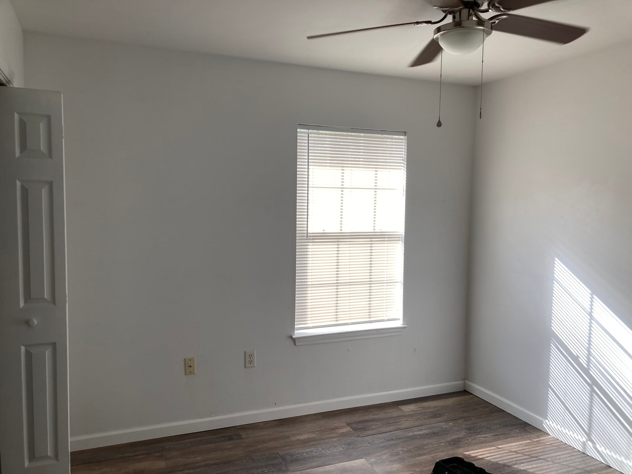 Building Photo - 7219 Pro Ln