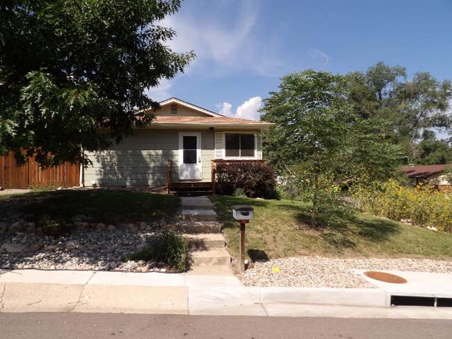Building Photo - 24 El Sereno Dr