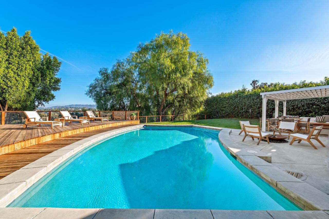 Building Photo - 5834 McDonie Ave