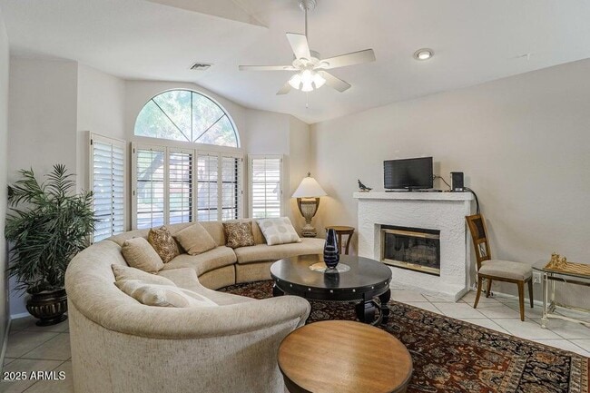 Building Photo - 15629 N 51st St