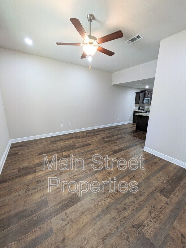 Building Photo - 7799 Ira Dr