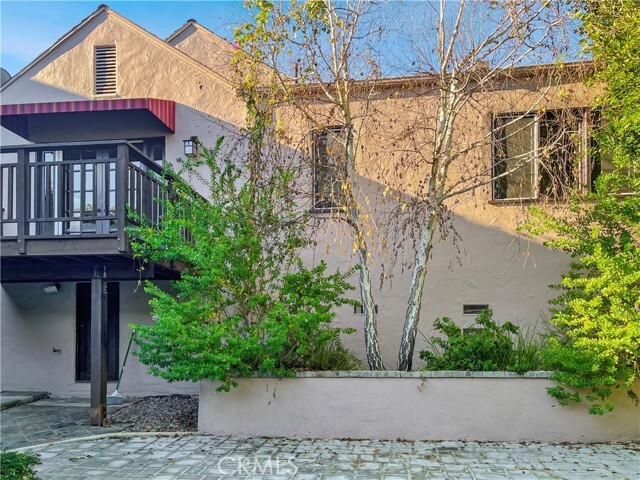 Building Photo - 2538 Aiken Ave