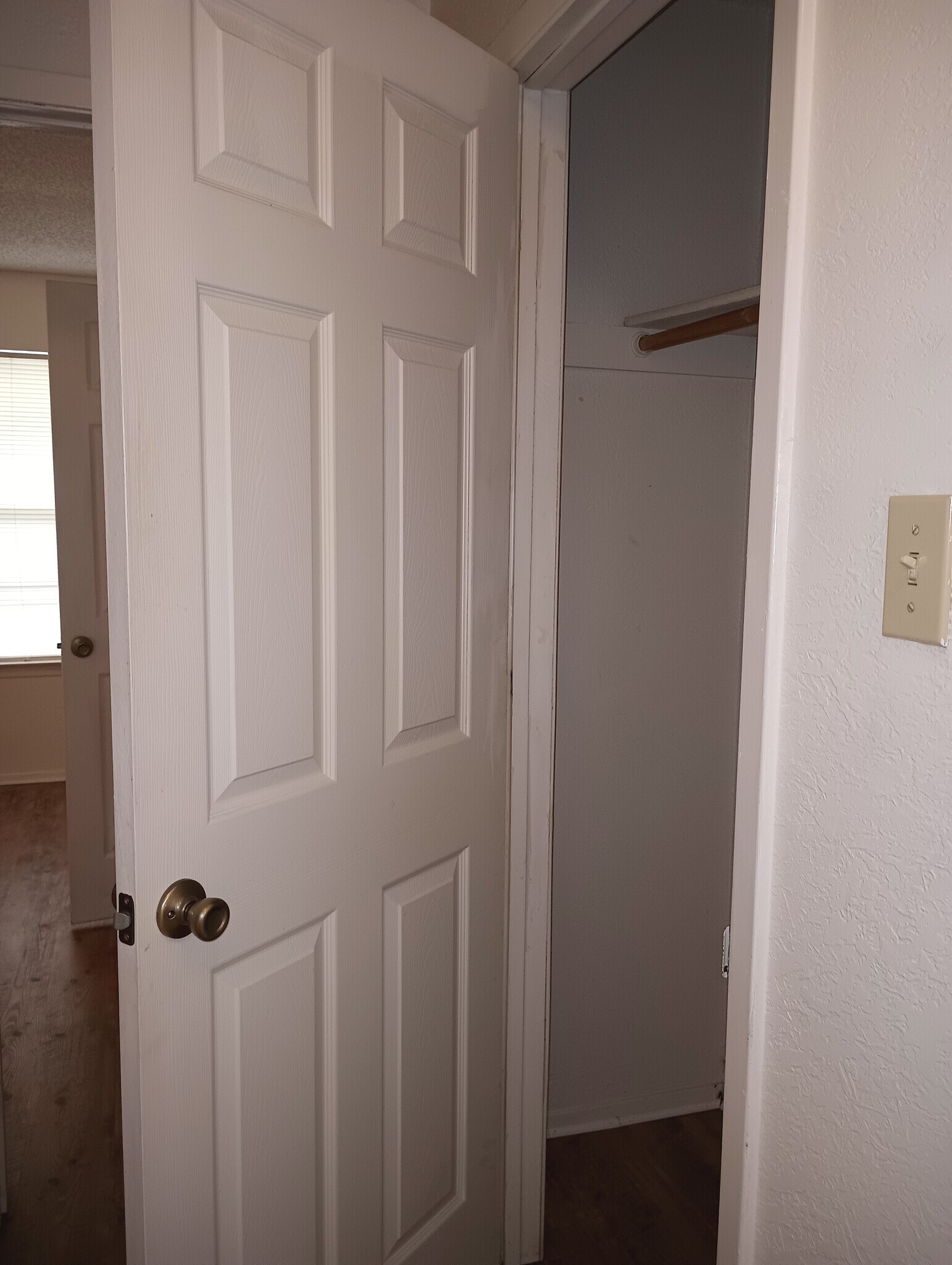 Building Photo - 1405 Chapelwood Dr