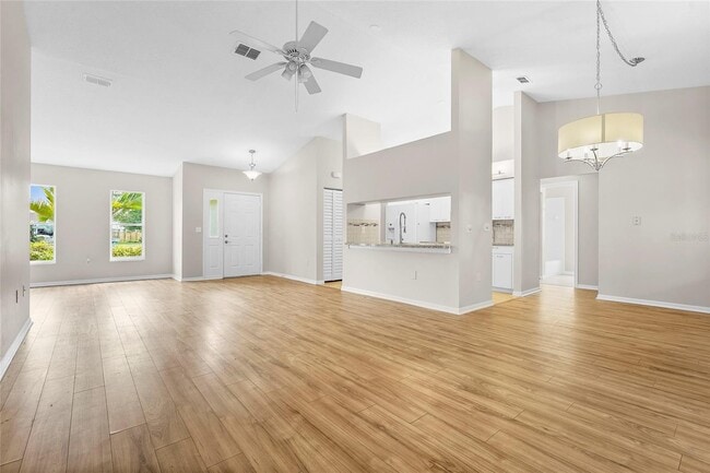 Building Photo - 7710 33rd Ln E