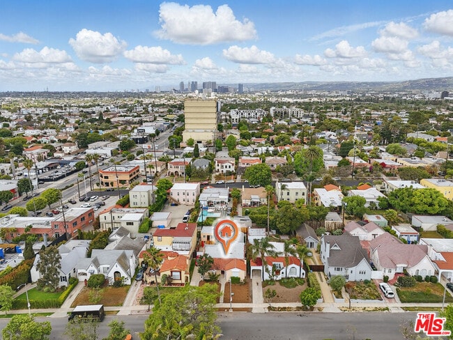 Building Photo - 1349 S Curson Ave