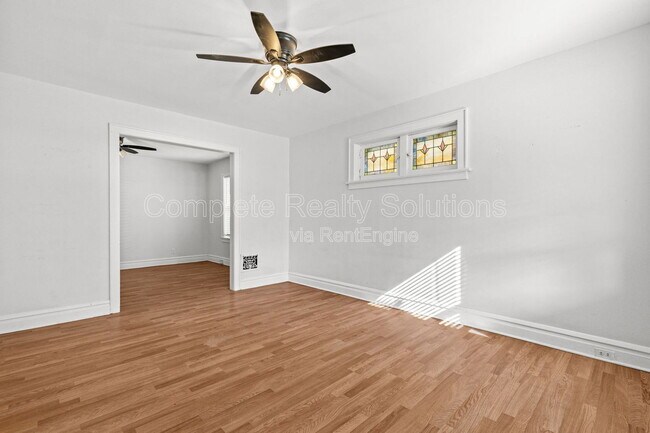 Building Photo - 4765 Goethe Ave