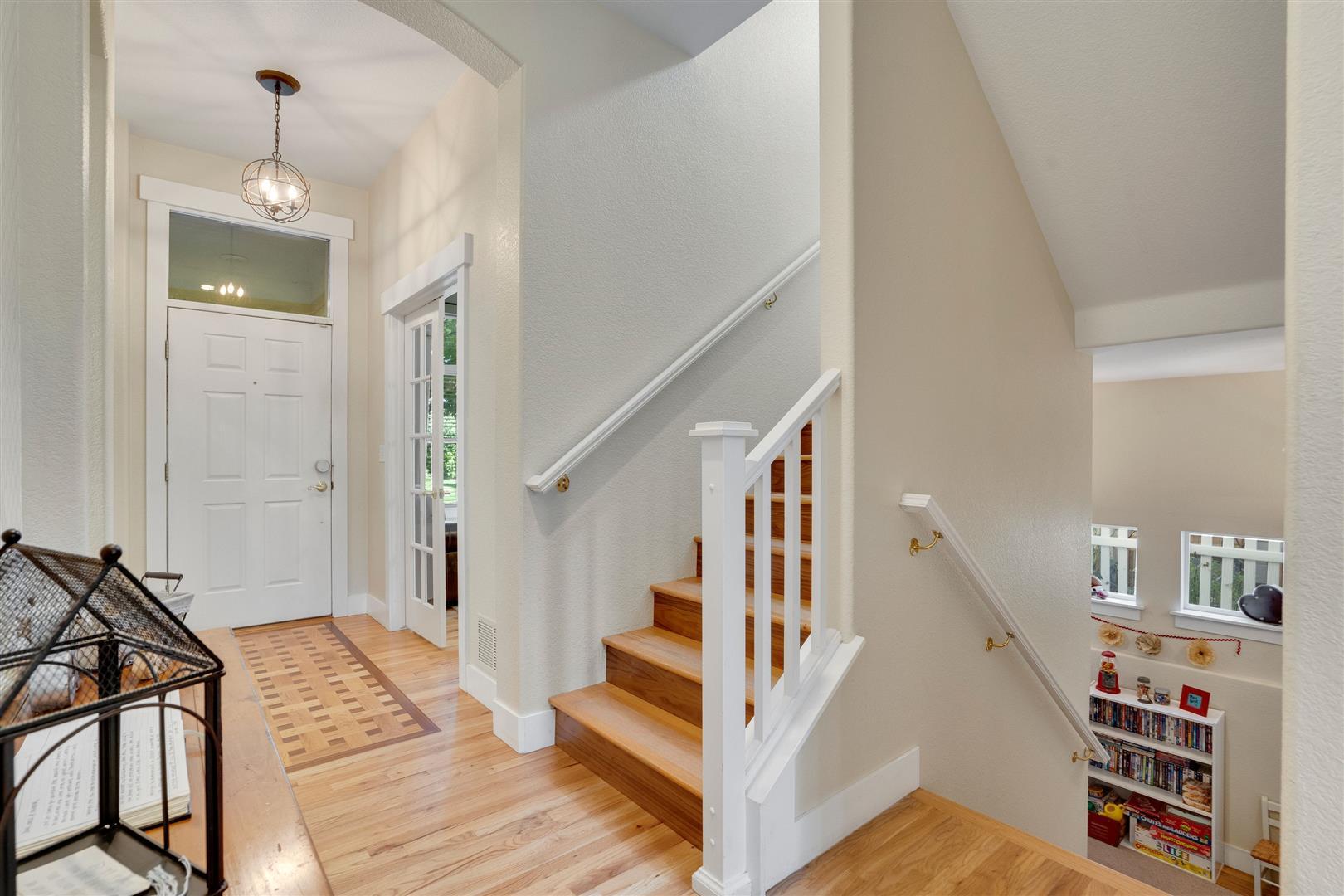 Custom inlaid wood flooring - 4144 Lost Canyon Drive