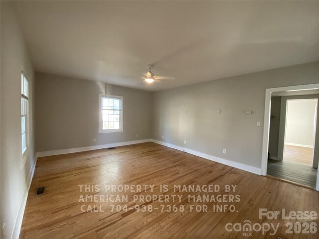 Building Photo - 214 W Church St