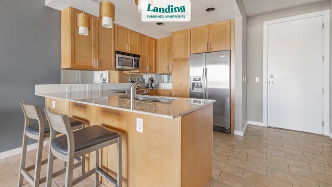 Building Photo - 900 Matisse Dr