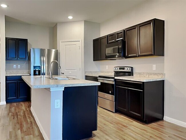 Building Photo - 871 Bunton Reserve Blvd