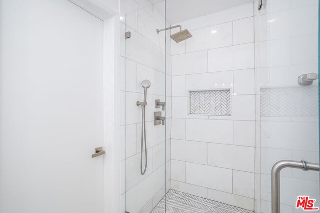 Building Photo - 23826 Burbank Blvd