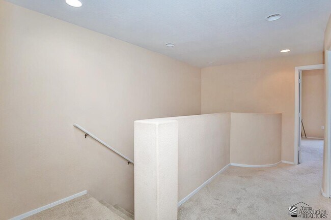 Building Photo - 3565 W 22nd St