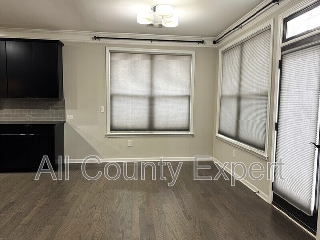 Building Photo - 920 Grove Valley Dr