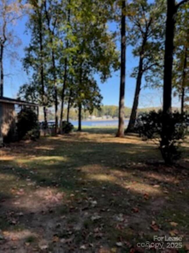 Building Photo - 189 Patternote Rd