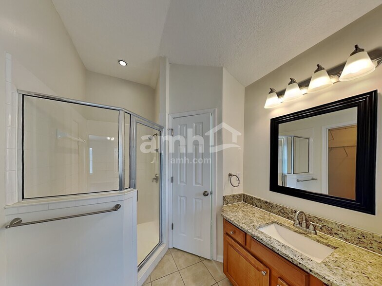 Building Photo - 3111 Stonebrier Ridge Dr