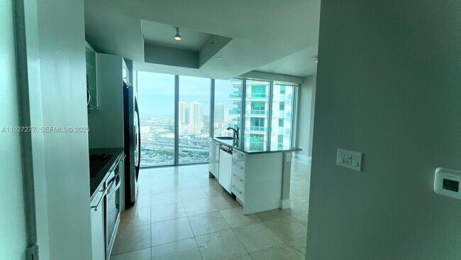 Building Photo - 888 Biscayne Blvd