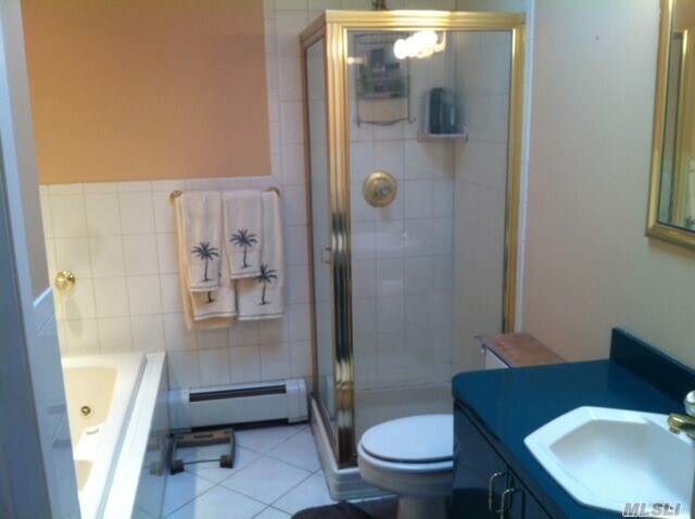 Building Photo - 412 Midwood Rd