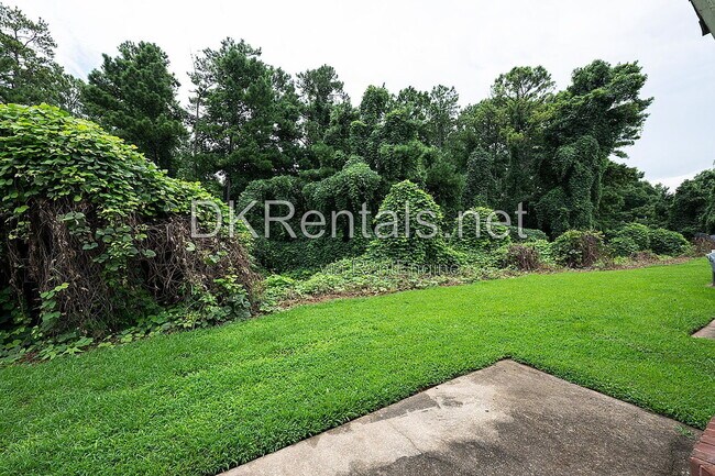 Building Photo - 7712 Autry Cir