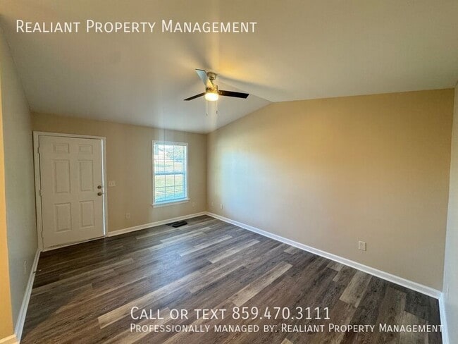 Building Photo - 304 Parker Pl