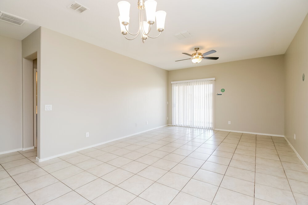Building Photo - 42142 W Balsa Dr