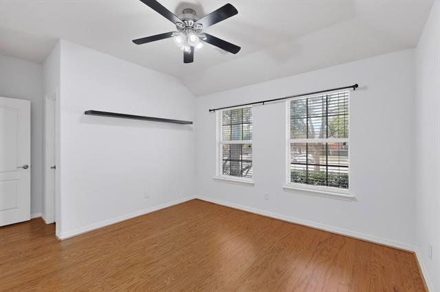 Building Photo - 100 Shumard Ct