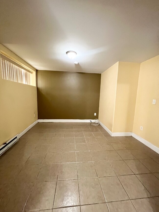Primary Photo - 22 Belfield Ave