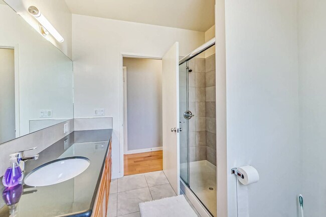 Building Photo - 764-768-768 Natoma St