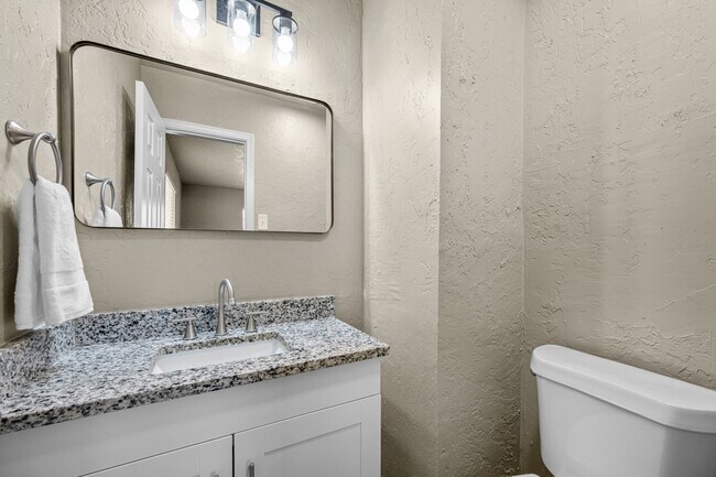 Building Photo - 408 SW 71st St
