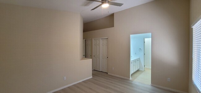 Building Photo - 9013 Crooked Shell Ave