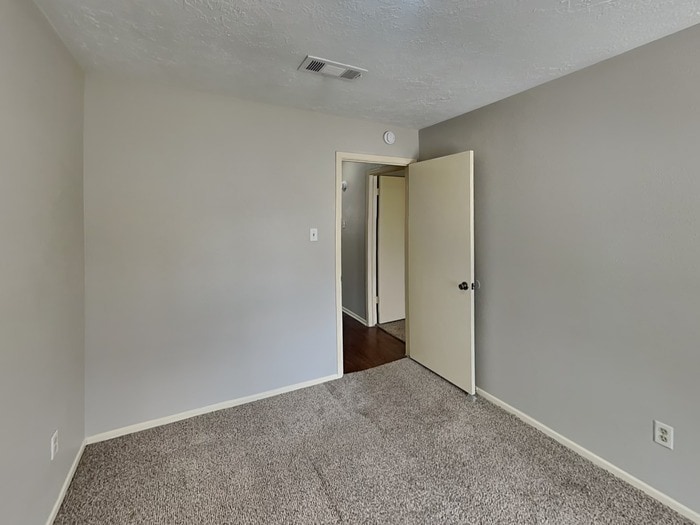 Building Photo - 4315 Sloangate Dr