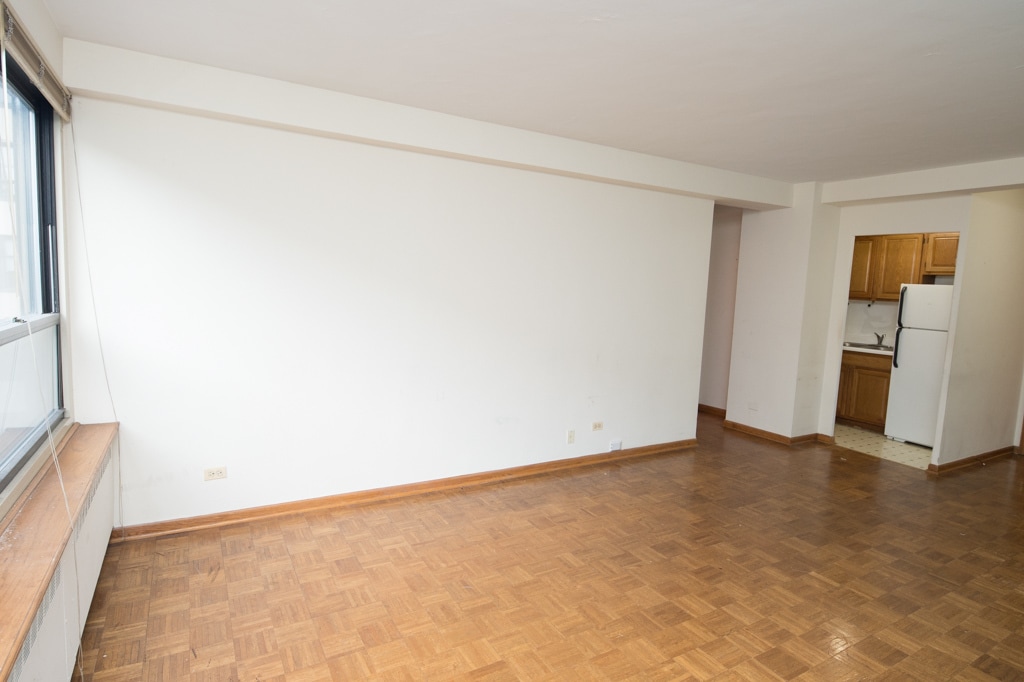 Building Photo - 4180 N Marine Dr