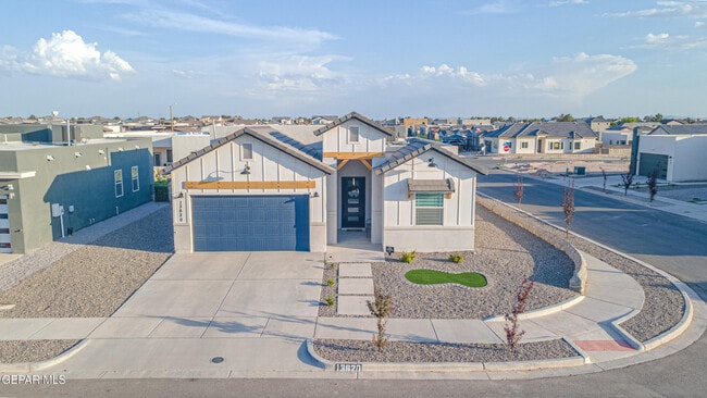 Primary Photo - 13820 Paseo de Loma Ct