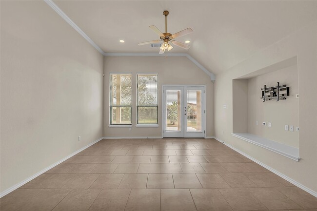 Building Photo - 712 Walsh Hill Trail