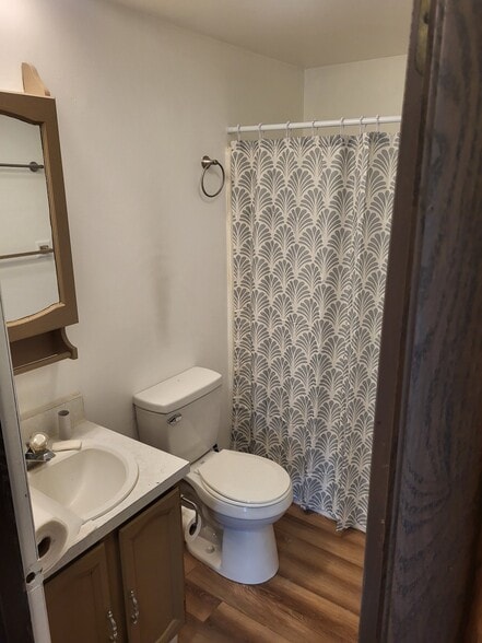 Building Photo - 143 pocahontas Dr
