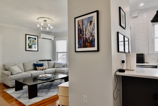 Building Photo - 14 Castlerock St