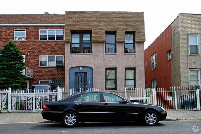 Primary Photo - 1260 Fteley Ave