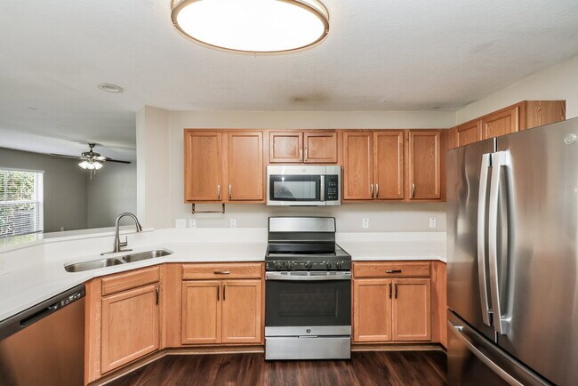 Building Photo - 19412 Timberbluff Dr