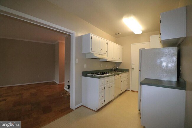 Building Photo - 10500 ROCKVILLE Pike