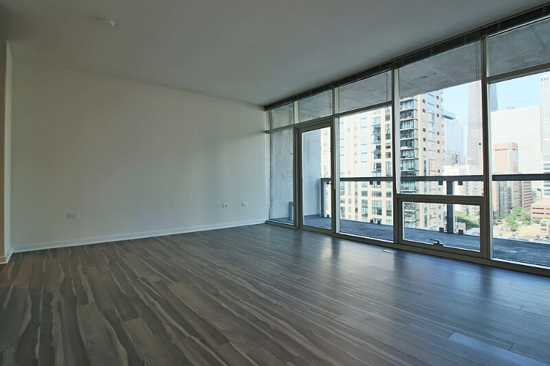 Building Photo - 125 W Chicago Ave