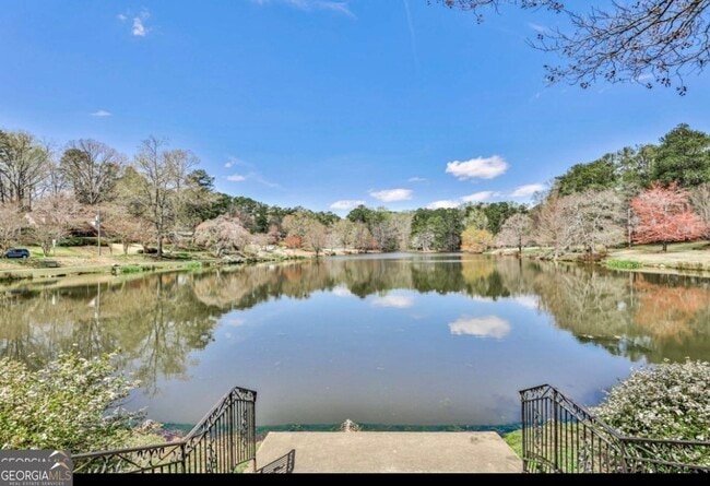 Building Photo - 81 Hampshire Ct