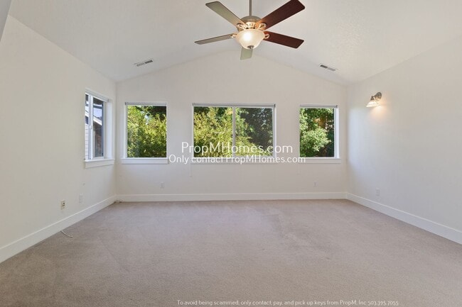 Building Photo - Spacious 5-Bedroom Oasis in the Heart of Five Oaks!