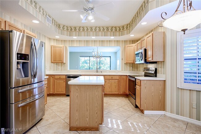 Building Photo - 5805 Grande Reserve Way